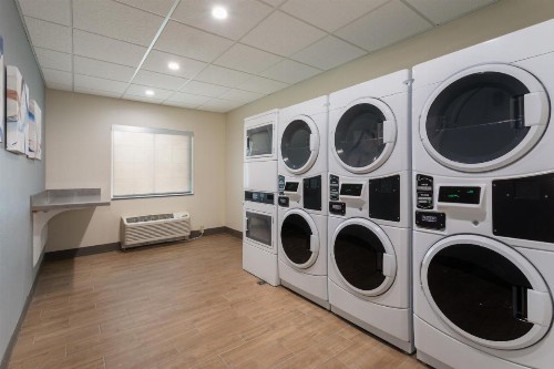 Candlewood Suites Grand Junction an IHG Hotel - image 36