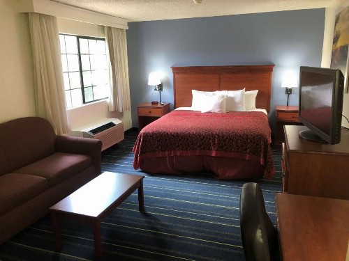 Days Inn by Wyndham Grand Junction - image 18