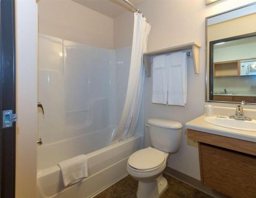 WoodSpring Suites Grand Junction - image 18