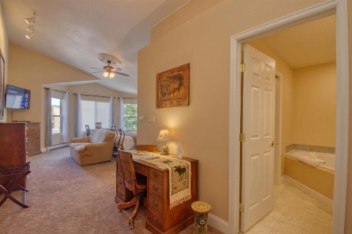 Castle Creek Manor - image 49