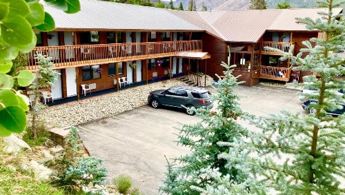 Americas Best Value Inn - Bighorn Lodge - image 13