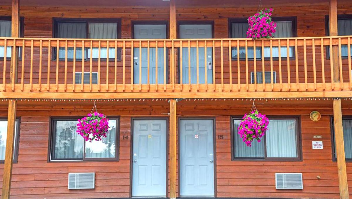 Americas Best Value Inn - Bighorn Lodge - image 5