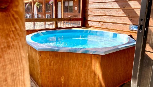Americas Best Value Inn - Bighorn Lodge - image 6