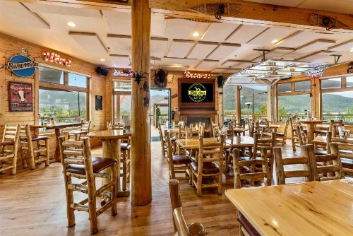 Gateway Inn - image 11