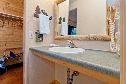 Gateway Inn - image 39