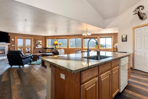 Gateway Inn - image 43