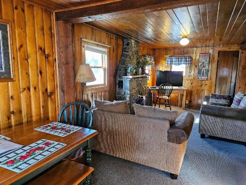 Daven Haven Lodge & Cabins - image 32