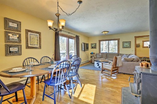 Spacious Rocky Mountain Cabin with Hot Tub and Deck! - image 6