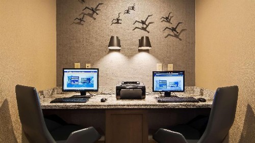 Best Western Plus Superior Inn & Suites - image 11