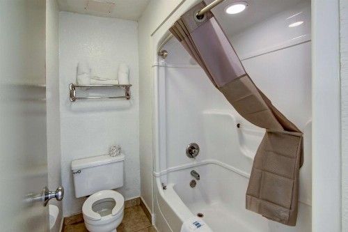 Studio 6-Grand Prairie TX - image 13