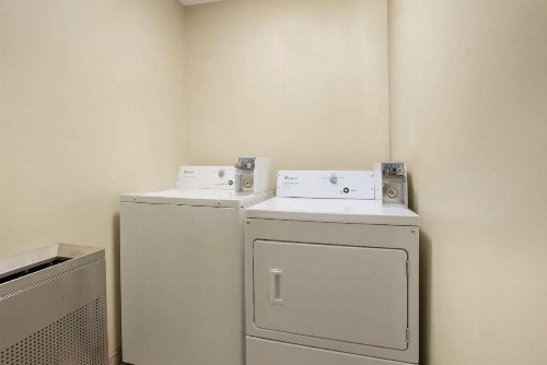 Rodeway Inn - image 30