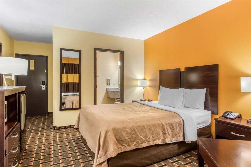 Quality Inn Grand Rapids Near Downtown - image 13