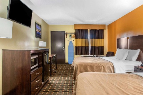 Quality Inn Grand Rapids Near Downtown - image 18