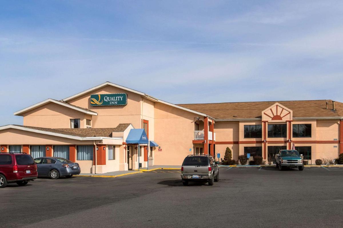 Quality Inn Grand Rapids Near Downtown - image 2