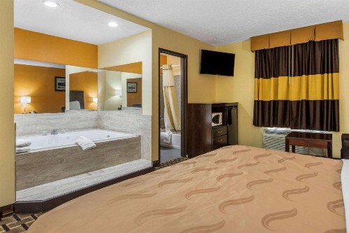 Quality Inn Grand Rapids Near Downtown - image 23