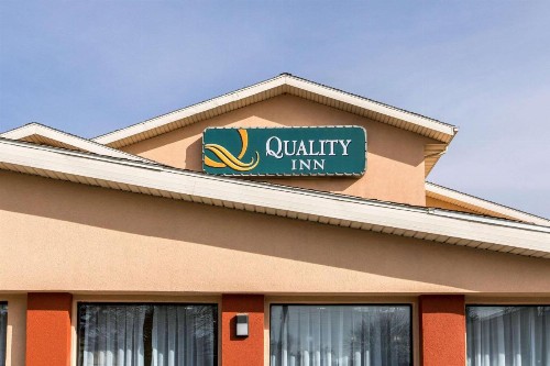 Quality Inn Grand Rapids Near Downtown - image 3