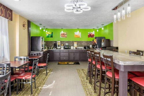 Quality Inn Grand Rapids Near Downtown - image 31