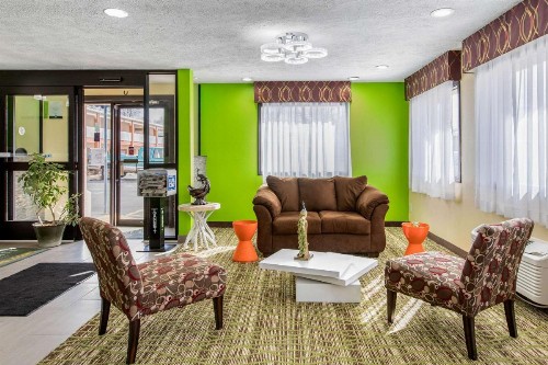 Quality Inn Grand Rapids Near Downtown - image 5