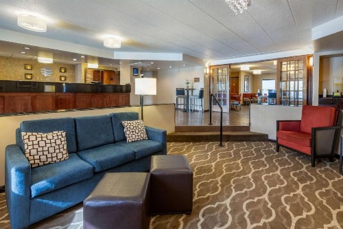 Comfort Inn Airport Grand Rapids - image 26