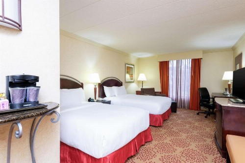 DoubleTree by Hilton Grand Rapids-Airport - image 24