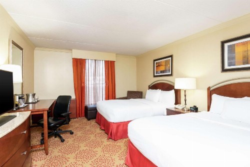 DoubleTree by Hilton Grand Rapids-Airport - image 38