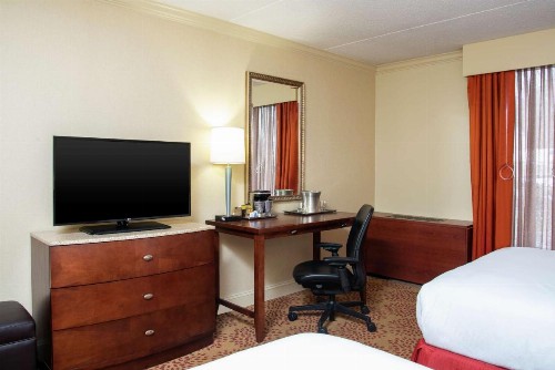 DoubleTree by Hilton Grand Rapids-Airport - image 44