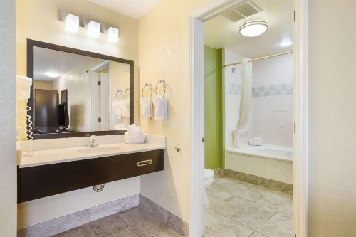 Sleep Inn & Suites - image 22