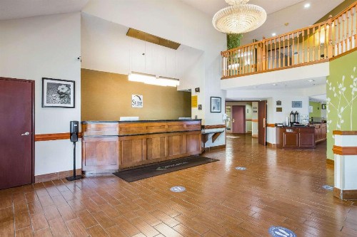 Sleep Inn & Suites - image 4