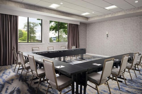Plaza Grand Rapids Airport Hotel & Conference Center - image 14