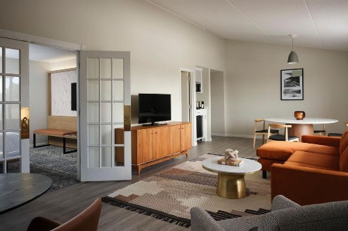 Plaza Grand Rapids Airport Hotel & Conference Center - image 33