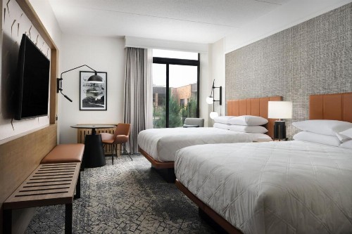 Plaza Grand Rapids Airport Hotel & Conference Center - image 43
