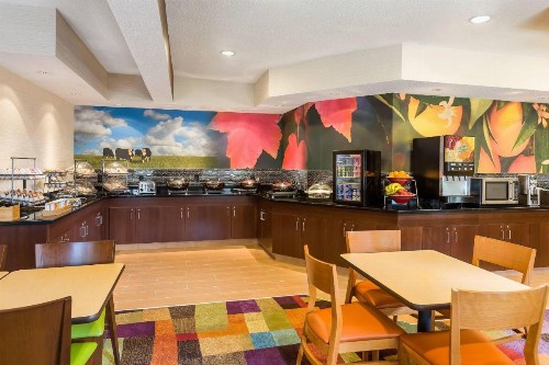 Fairfield Inn & Suites Grand Rapids - image 12