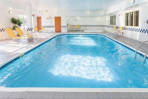Fairfield Inn & Suites Grand Rapids - image 19