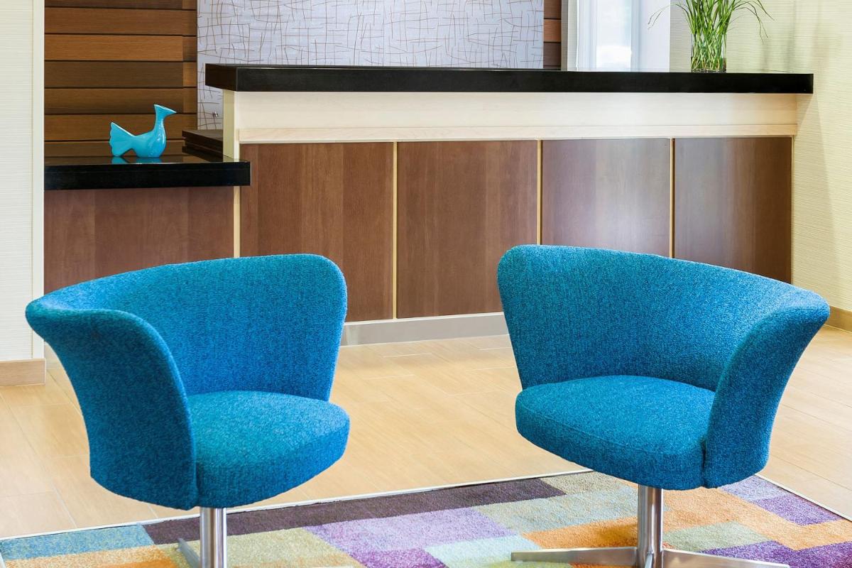 Fairfield Inn & Suites Grand Rapids - image 3