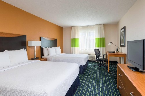 Fairfield Inn & Suites Grand Rapids - image 6