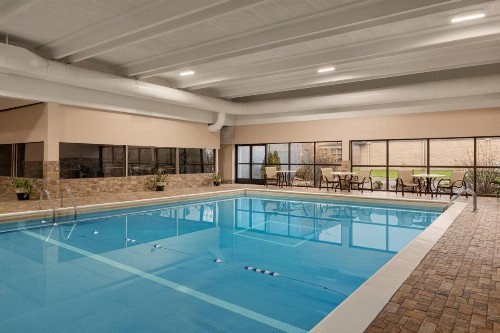 Best Western Hospitality Hotel & Suites - image 31