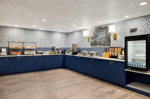 Best Western Hospitality Hotel & Suites - image 32