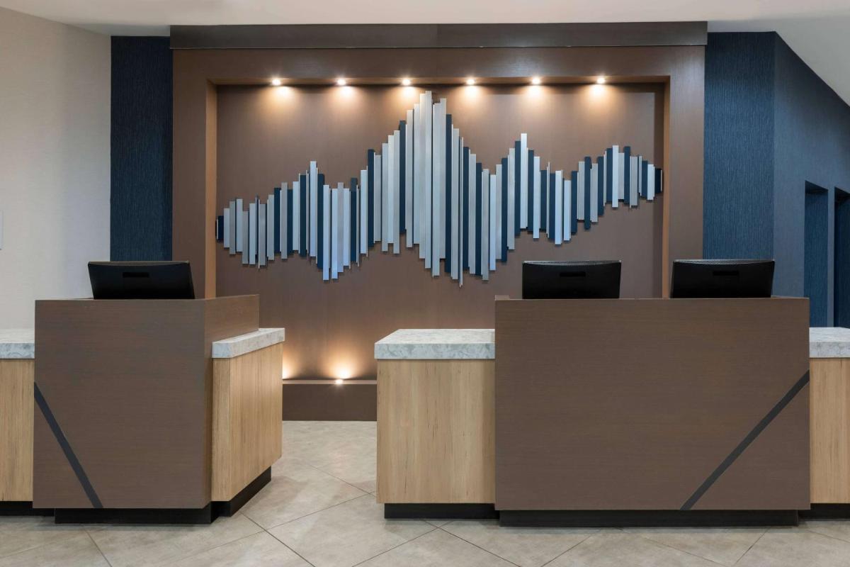 Delta Hotels by Marriott Grand Rapids Airport - image 2