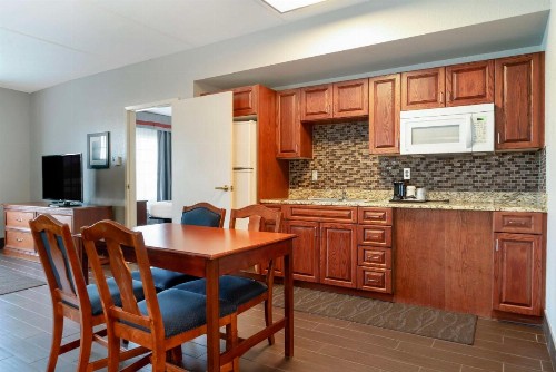 Best Western Executive Inn & Suites - image 29
