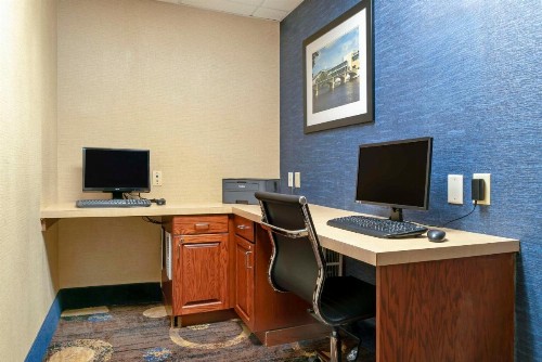 Best Western Executive Inn & Suites - image 38