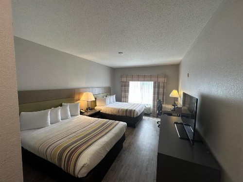 Country Inn & Suites by Radisson Grand Rapids Airport MI - image 14