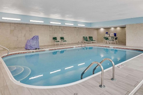 Country Inn & Suites by Radisson Grand Rapids Airport MI - image 20