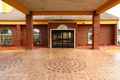 Wyndham Garden Grand Rapids Airport - image 27