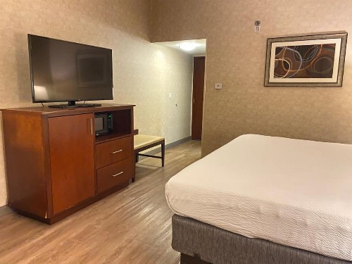Wyndham Garden Grand Rapids Airport - image 33