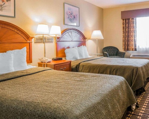 Quality Inn Grand Rapids North - image 16