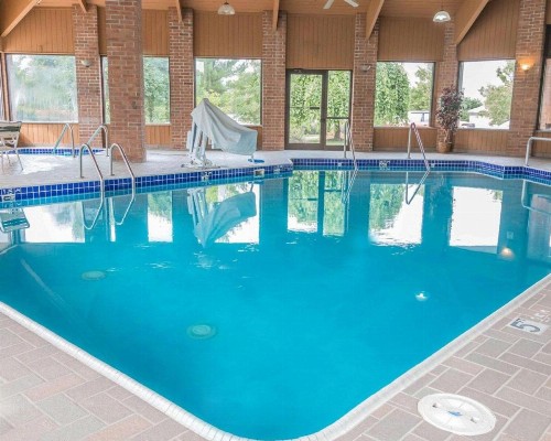 Quality Inn Grand Rapids North - image 17