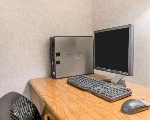 Quality Inn Grand Rapids North - image 19