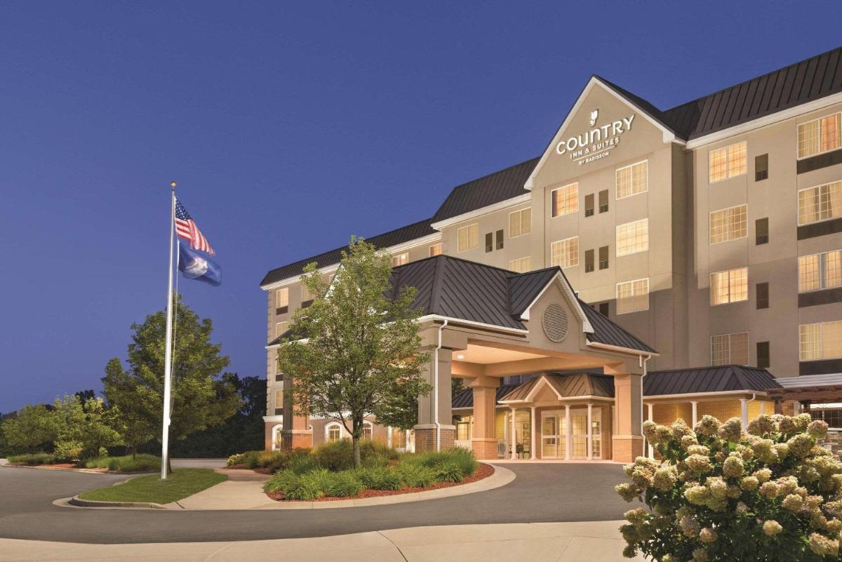 Country Inn & Suites by Radisson Grand Rapids East MI - main image