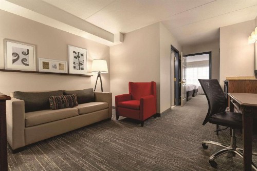 Country Inn & Suites by Radisson Grand Rapids East MI - image 13