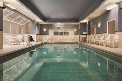 Country Inn & Suites by Radisson Grand Rapids East MI - image 21